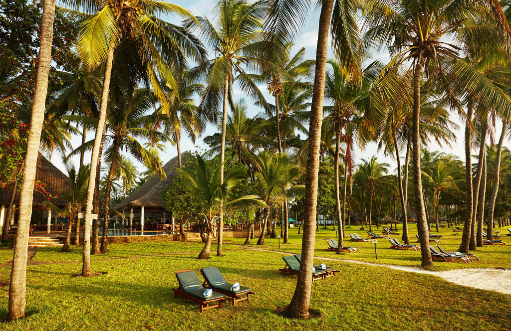 Neptune Village Beach Resort & Spa Galu Eksteriør billede