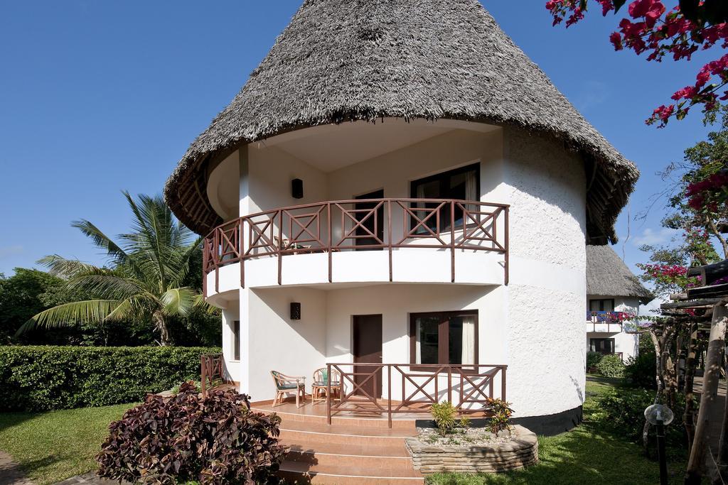 Neptune Village Beach Resort & Spa Galu Eksteriør billede