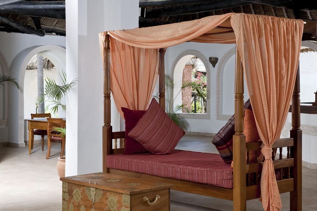 Neptune Village Beach Resort & Spa Galu Eksteriør billede