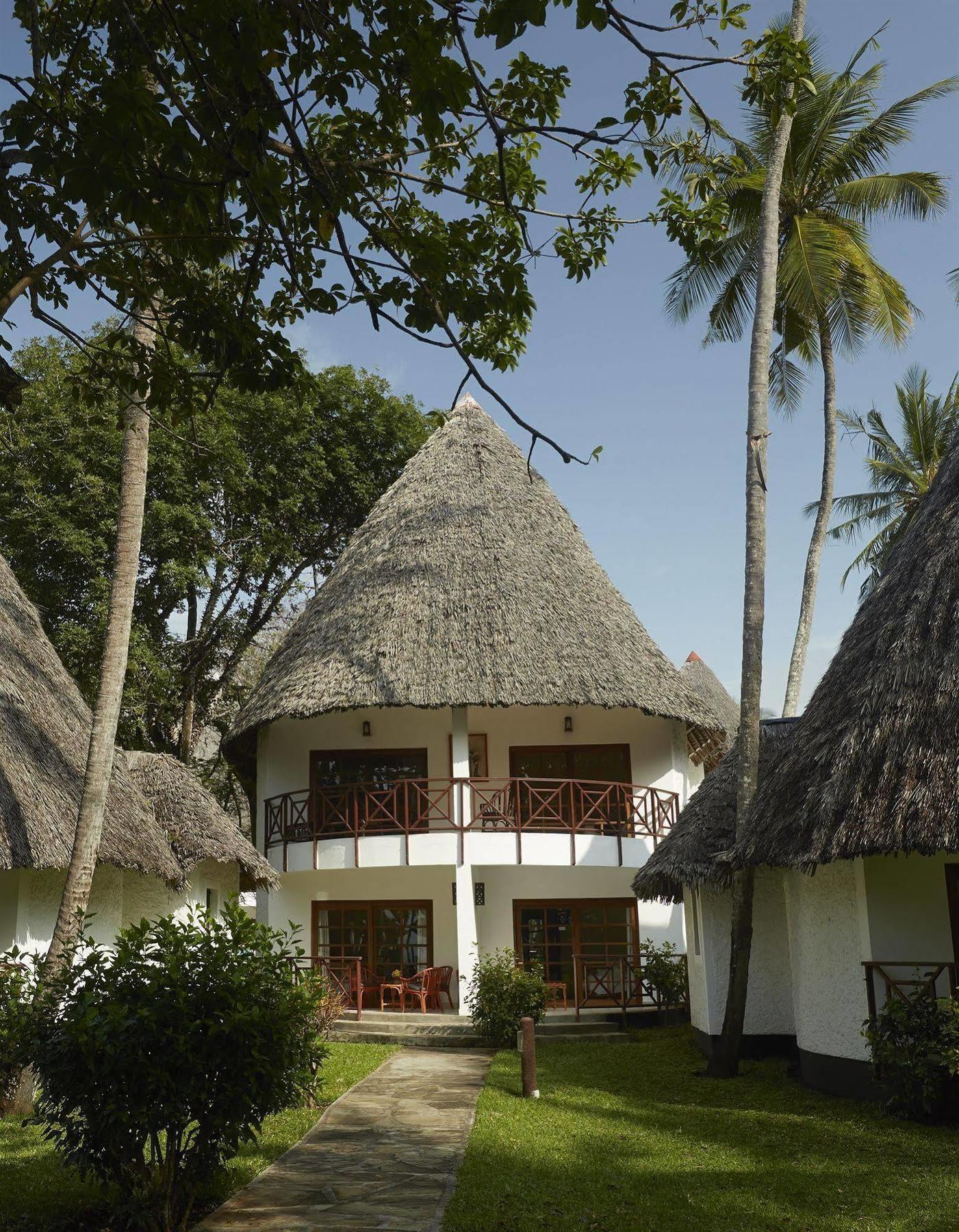 Neptune Village Beach Resort & Spa Galu Eksteriør billede