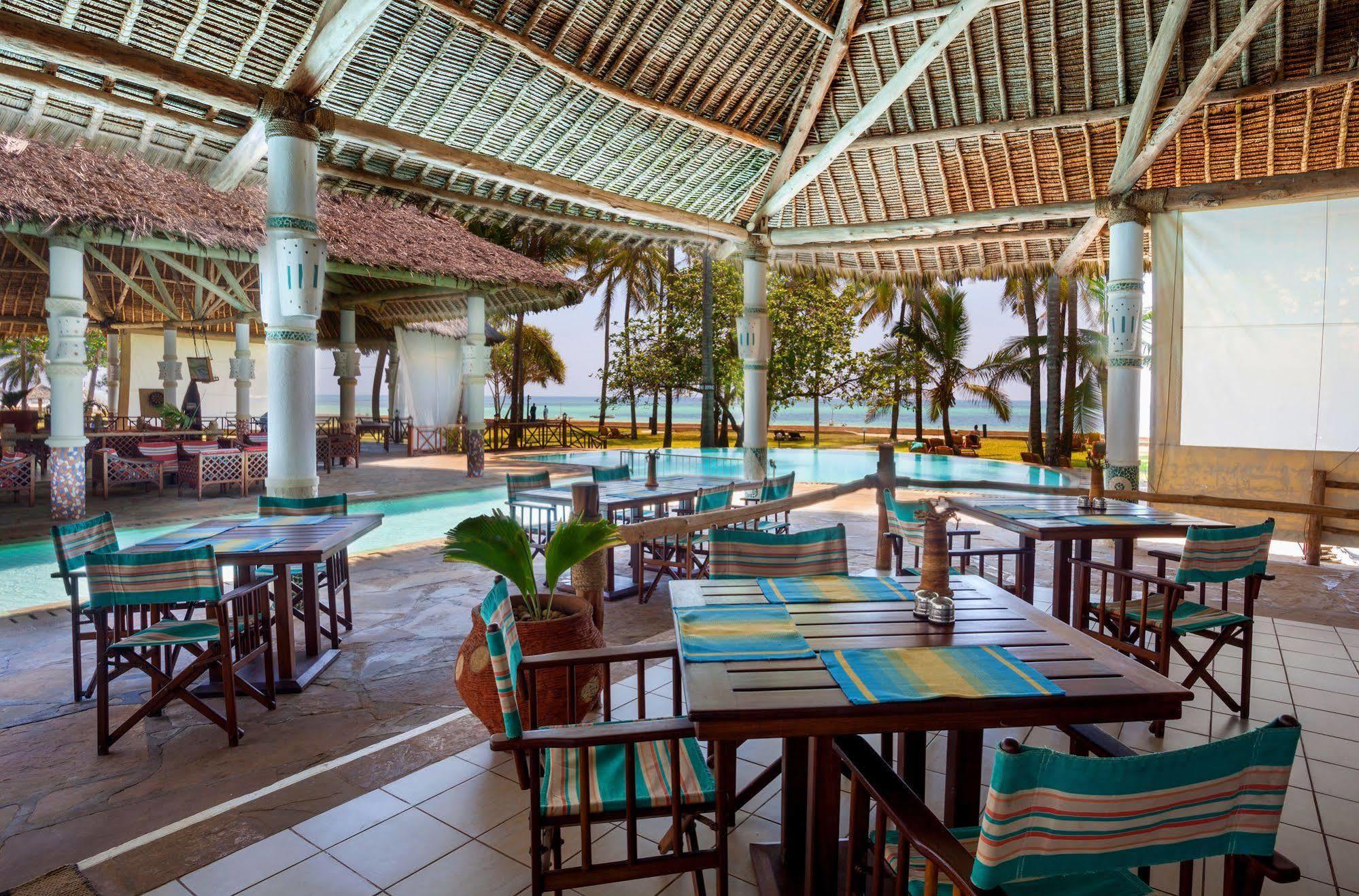 Neptune Village Beach Resort & Spa Galu Eksteriør billede
