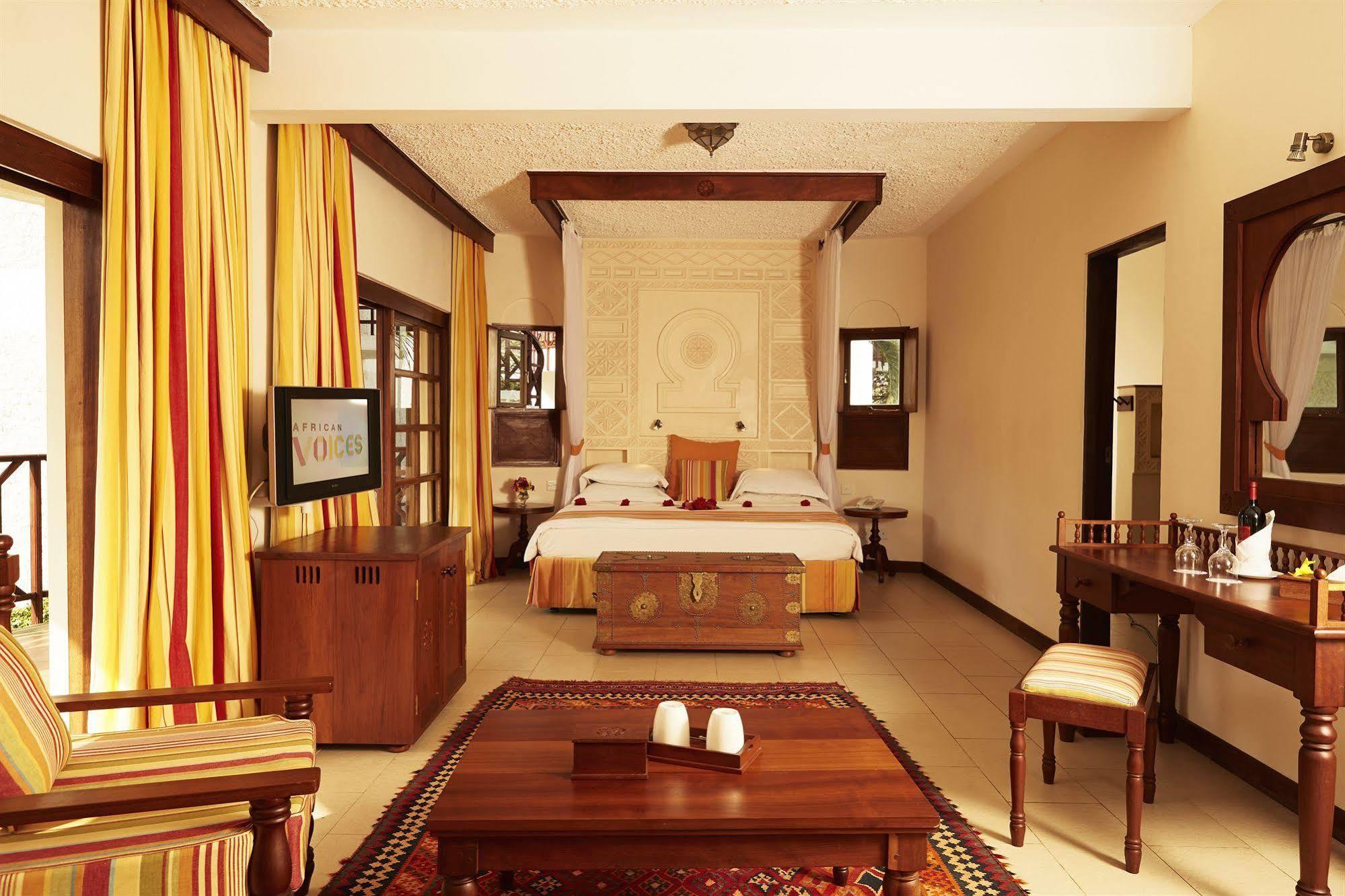 Neptune Village Beach Resort & Spa Galu Eksteriør billede