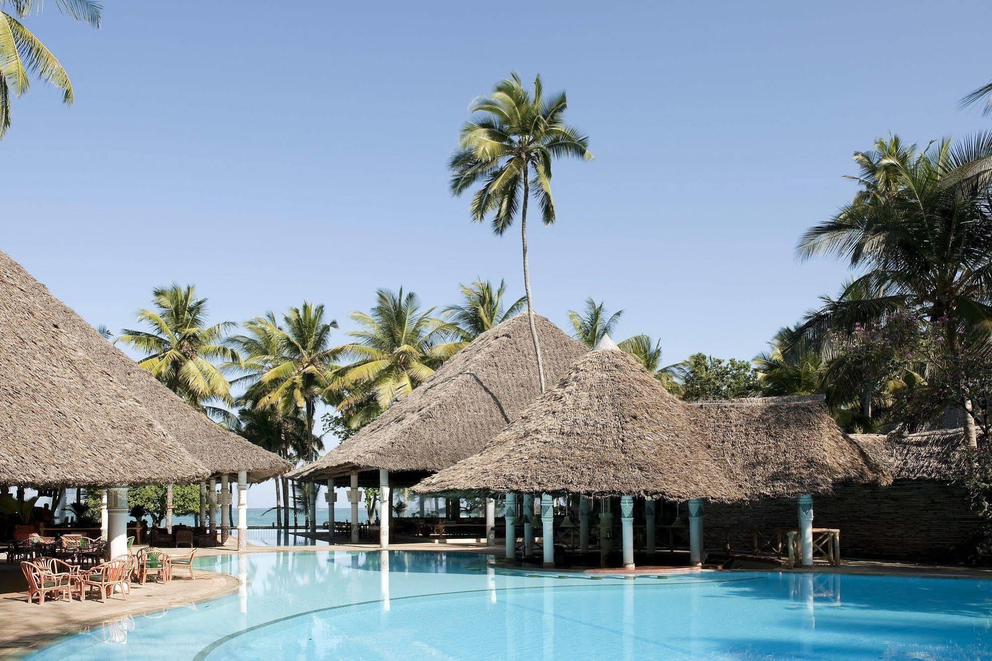 Neptune Village Beach Resort & Spa Galu Eksteriør billede